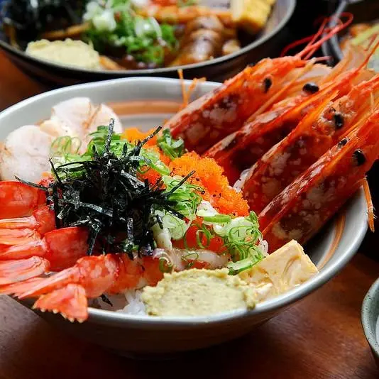 老闆！我的飯呢？台北19間肉慾滿點的丼飯！肉多到看不到飯，讓你光看就流口水！