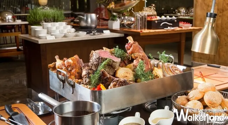 挑戰比旅展還優惠！台北君悅酒店推出「全館用餐」72折優惠，只要揪滿四人即可享有優惠，再加碼送你生日蛋糕。