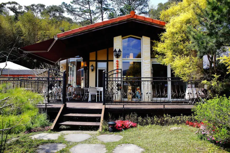 苗栗三義美食景點推薦「青松自在」/ 窩客 小珊珊 提供