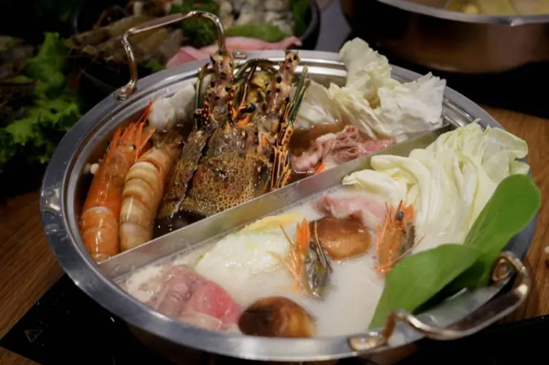 樂崎火鍋 板橋店 /美食窩客 魔王的碗公 提供