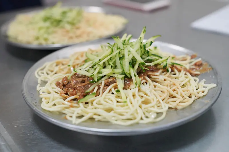 小美&叮叮_旅遊食記 推薦 柳家涼麵