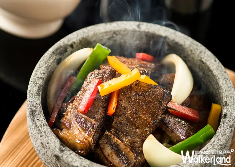 家族聚餐必點「香草汁牛仔骨 」！香宮新任主廚推出 6 道全新廣東料理，別再擔心找不到餐廳了。