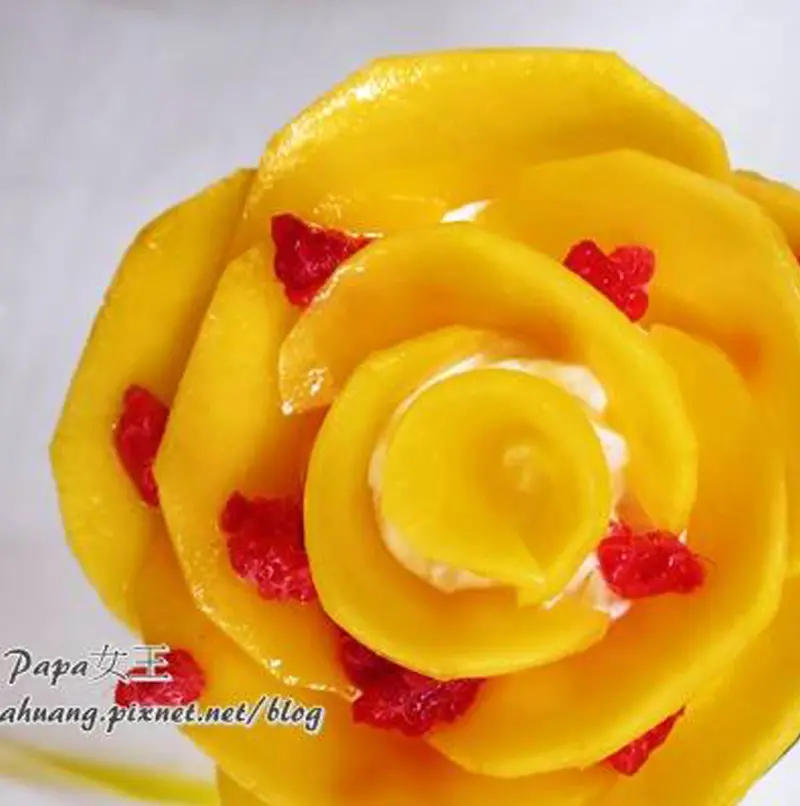 【台中西區】橋咖啡 bridge cafe　芒果花兒 盛開中的盛夏冰飲