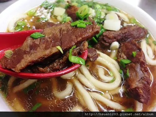 台北中正。劉山東牛肉麵