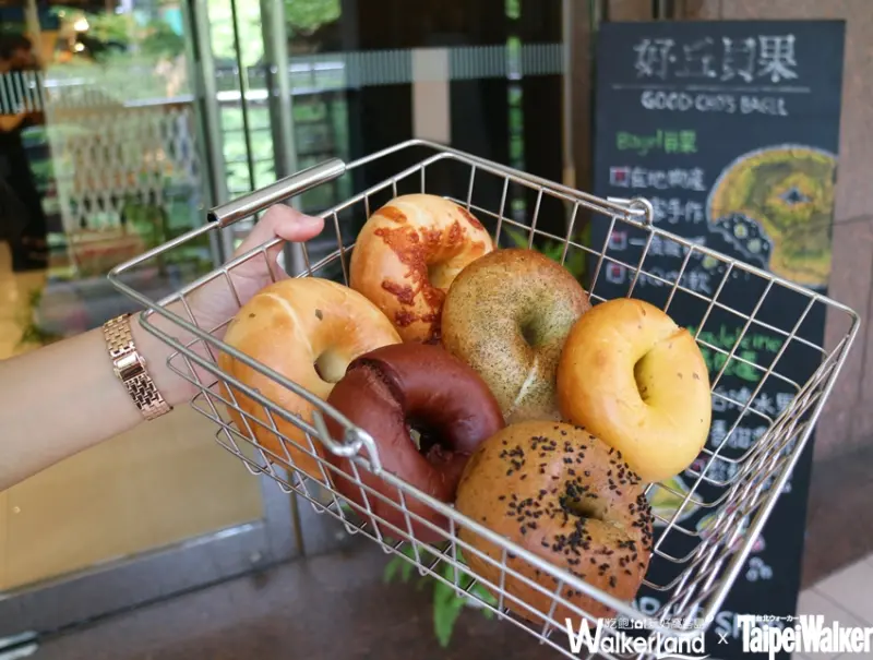 只有一個月，千萬不要錯過了！好丘貝果進駐信義新光三越A11，夏季限定快閃店！