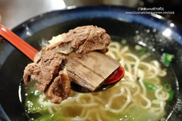 美食窩客 小珊珊 曾在「老兵曾王記牛肉麵」