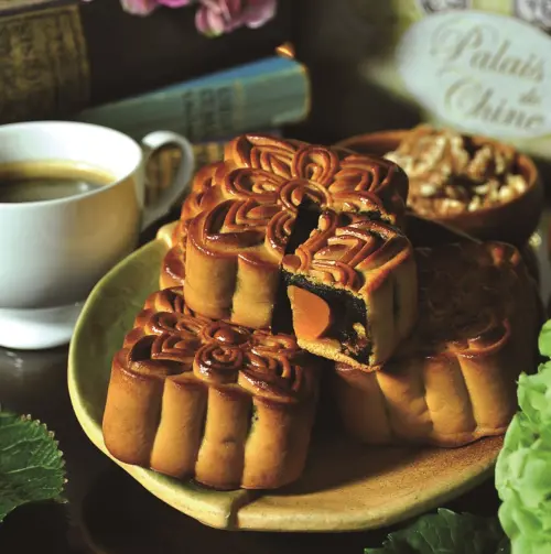 中秋節送禮首選！君品酒店「書中月」頂級廣式月餅禮盒，限量開賣！