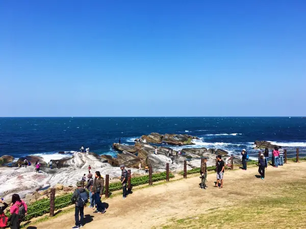 基隆景點「八斗子車站」 /窩客 小麥與鳩鳩 提供