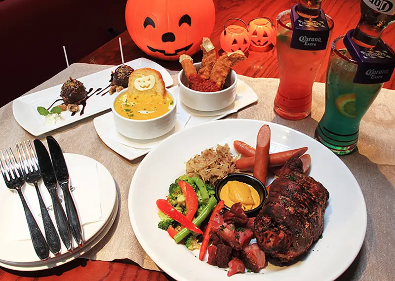 「食」在驚魂！TGI FRIDAYS 粉專上傳搞怪照，鬼王鬼后陪你吃大餐！