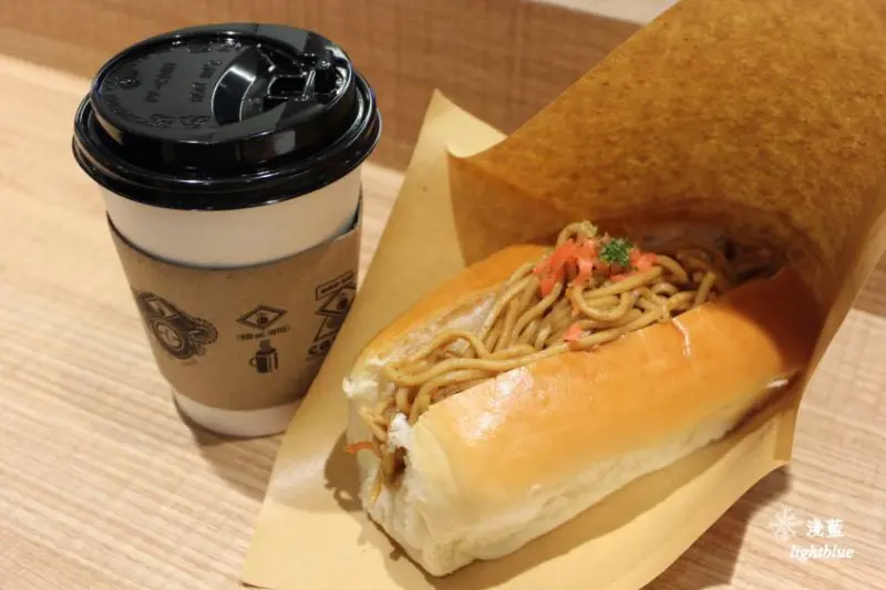 niko and...炒麵麵包/美食窩客 淺藍lightblue 提供