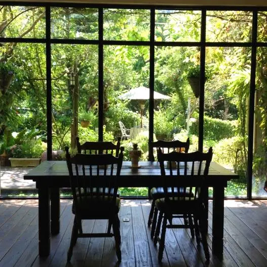 台中 太平。班比納 鄉村 居-如夢似幻的神秘莊園(手機版)