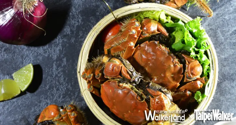 大閘蟹吃到飽再升級！君品酒店「現點現蒸」大閘蟹登場！