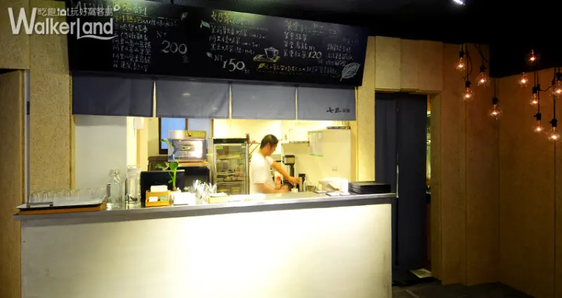 七三茶堂店內裝潢簡單風格