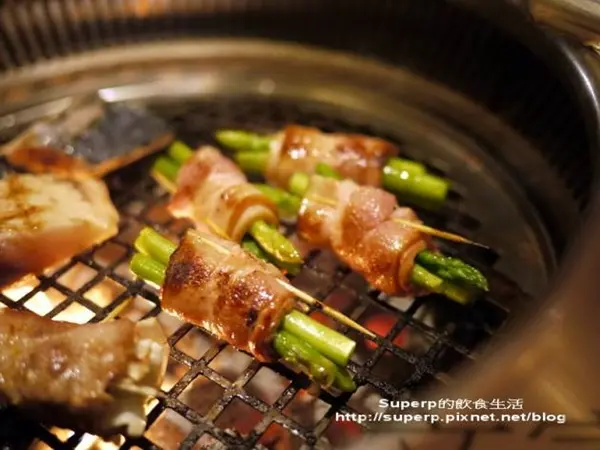 新橋燒肉  竹北  / WalkerLand窩客島提供