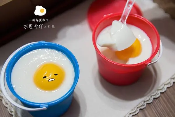 假鬼假怪 美食 懶人包 荷包蛋布丁 木匠手作  / WalkerLand窩客島提供