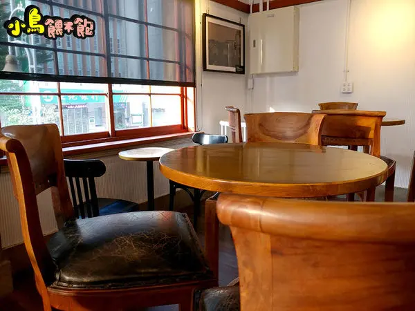 星巴克特色門市「星巴克咖啡 Starbucks Coffee (虎尾店)」 /美食窩客   小鳥餵不飽 提供