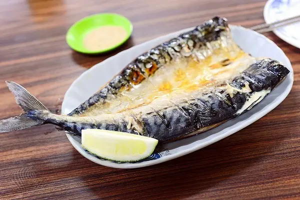 賴桑高梁香腸攤 /美食窩客 卡琳 提供