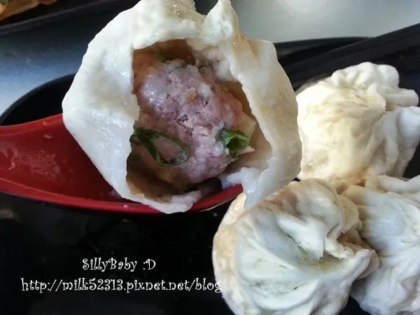 [早餐] 新竹美食-欣園早點♥食尚玩家加持!!超人氣排隊早餐店~必吃小籠包*