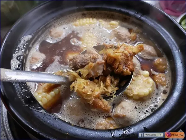 美食窩客 小不點 曾在「月明薑母鴨