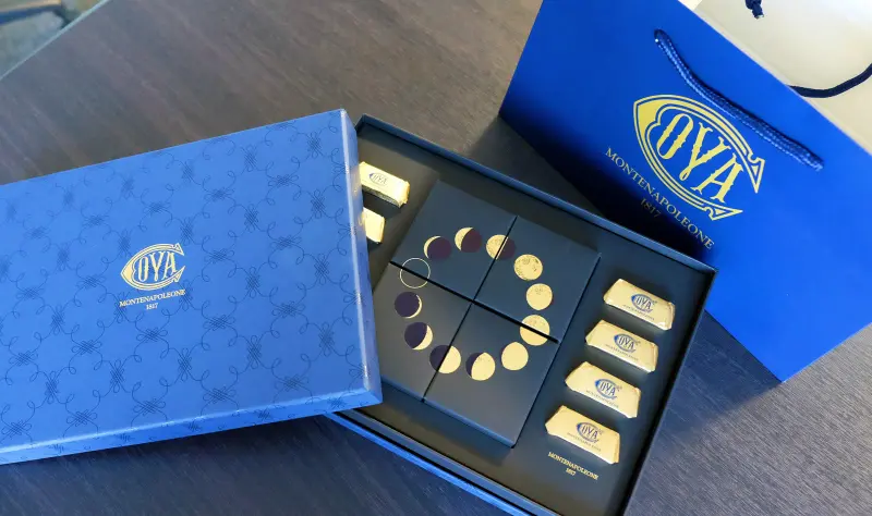 送這個很有面子！LVMH百年米蘭甜點COVA，推出不一樣的中秋禮盒「品月藏饌中秋禮盒」，要用占杜亞金磚巧克力「甜甜」你的心。