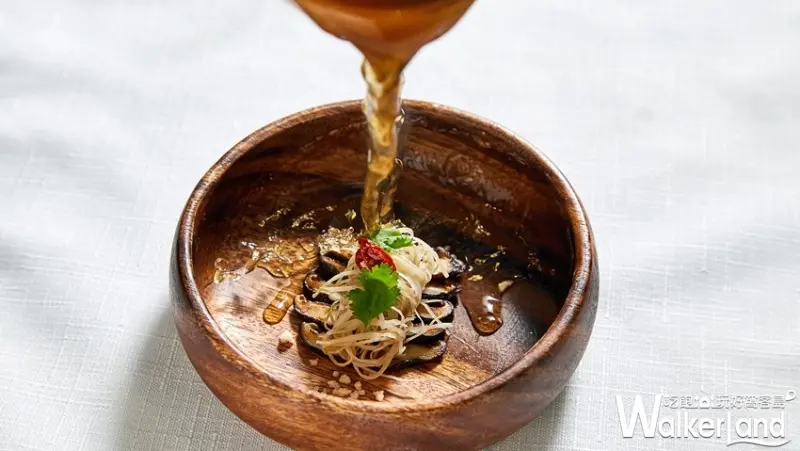 誰說蔬食不好拍！時尚蔬食餐廳「VERDE」正式開幕，要以台灣蔬果食材為主角，打造時尚新美食。