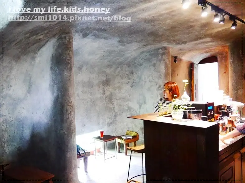 新竹景觀咖啡廳「洞穴咖啡」 /美食窩客 小咪ma．吃喝玩樂趣  提供