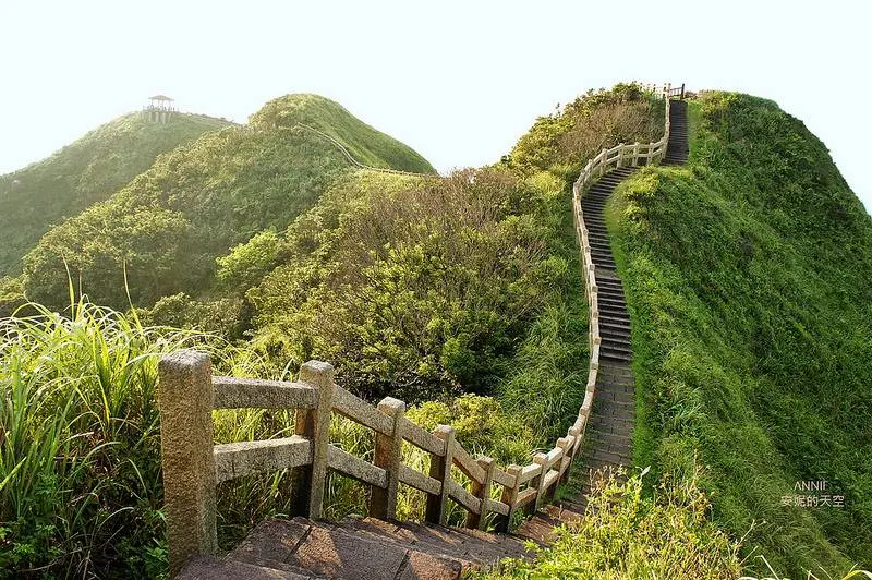 [瑞芳景點 ] 絕美鼻頭角步道  稜谷步道間的秘境