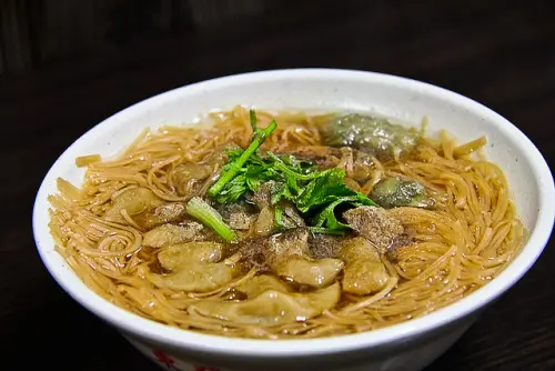[食記]【板南線永春站】饒河夜市。東發飲食店