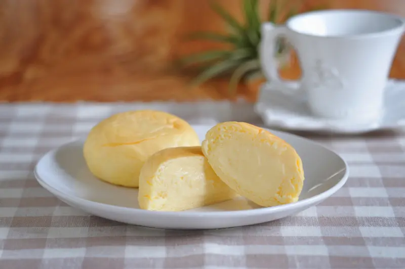 一天賣七千個！日本「八天堂」奶油麵包飄香來台，開幕限量一個賣8元