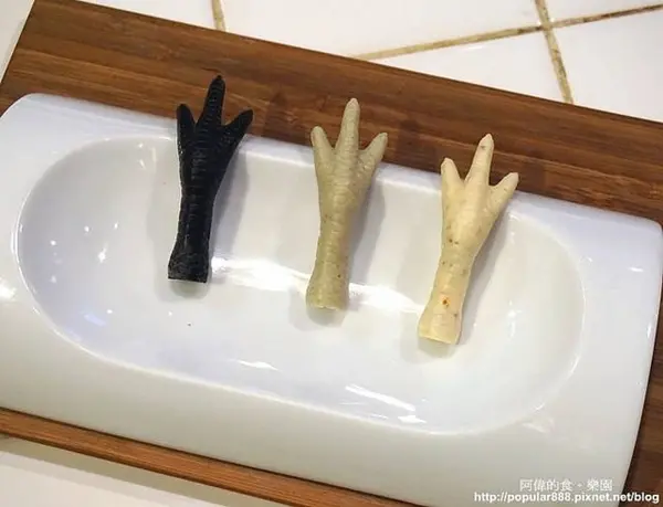 假鬼假怪 美食 懶人包 雞腳巧克力 品台灣手作甜品  / WalkerLand窩客島提供