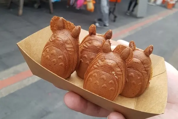 美食窩客 奇奇一起玩樂趣 提供 / 咬一口脆皮雞蛋糕