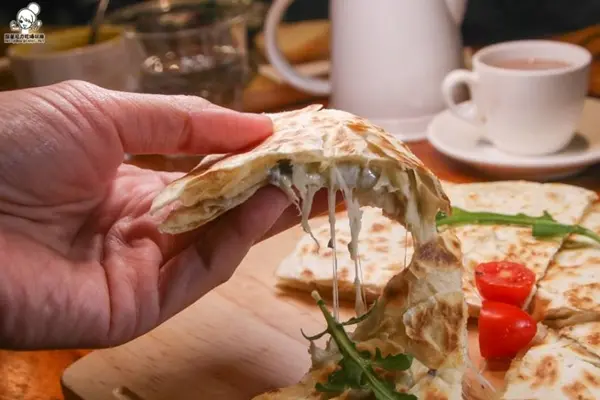 RÊVE黑浮咖啡 / WalkerLand窩客島提供