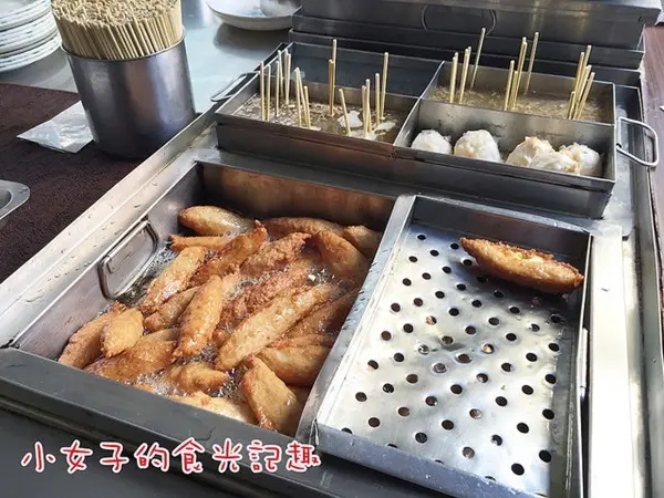 發財車旗魚黑輪 /美食窩客 Lion Fun 提供