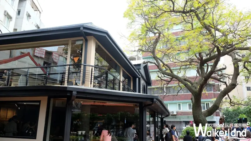 歐風老宅「星巴克」天母天玉門市   / WalkerLand窩客島提供