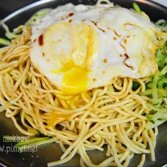 [台北松山] 柳家涼麵 國父紀念館附近的凌晨排隊限量涼麵