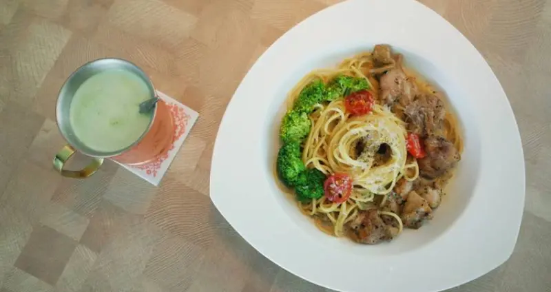 【台中】NowPlace現在。新開幕超推薦! 逢甲夜市質感咖啡廳! 必吃手工甜點&義大利麵 8年級生打造的夢想空間 (不限時)(文末贈甜點活動!)