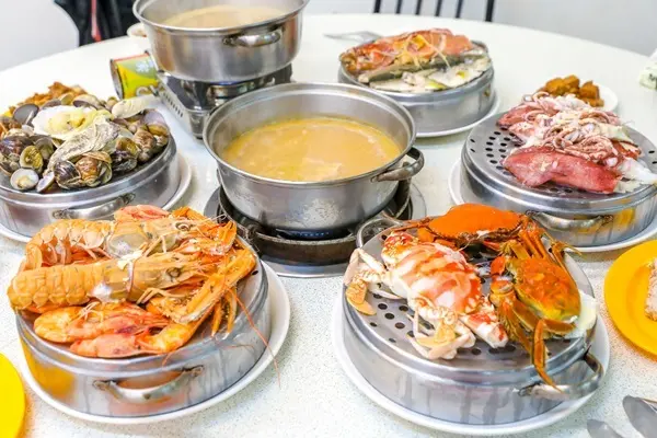 二月牌沙茶爐永和店 /美食窩客 陳小可 提供