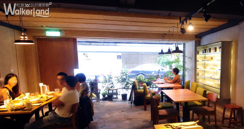 七三茶堂 留白特性的裝潢風格