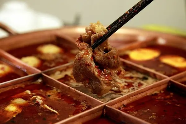 美食窩客 八字眉芯芯 提供 / 寬窄巷子四川麻辣鍋