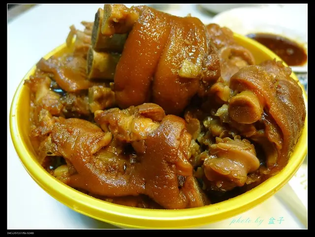 台北東區-阿水獅豬腳大王