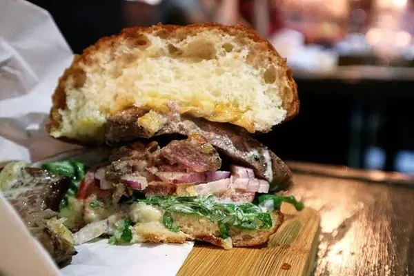 台北 必吃漢堡 懶人包 / WalkerLand窩客島提供