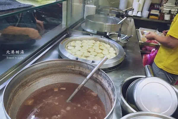 美食窩客 厚片太太 提供 / 北港甜湯米糕粥