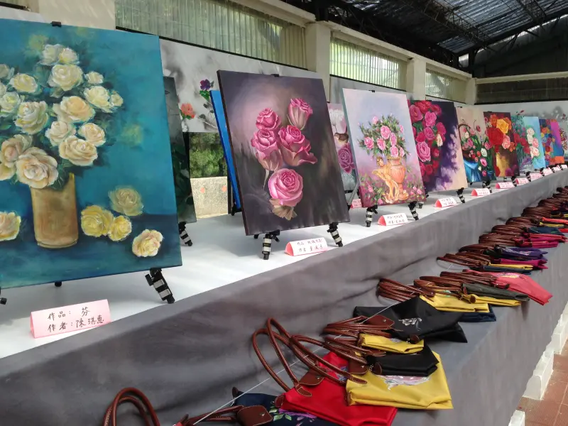 春暖花開四月天！士林官邸玫瑰展登場，玫瑰彩繪假日限額50名！