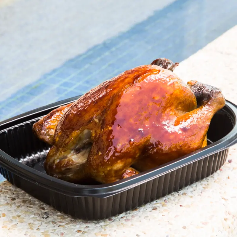 新莊人笑了！台灣第一家手扒雞創始店「香雞城」強打復出，10/24正式進駐新莊。