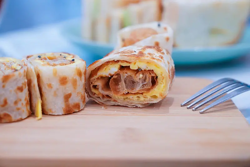 蘆洲早餐「丄青初食」 /美食窩客 小美&叮叮_旅遊食記  提供