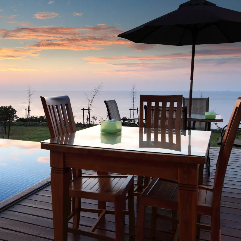 【擁抱深藍海景】看海放空的小午後！與無限深藍對飲  