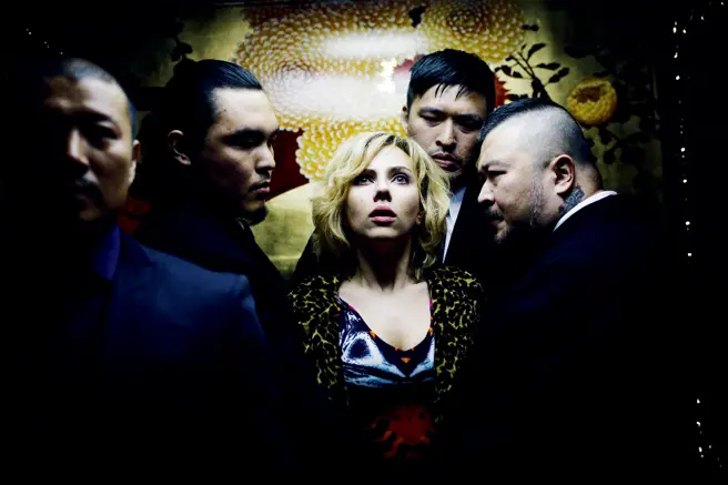 盧貝松愛台北！知名地標都入鏡 《露西 Lucy》電影場景大公開。小籠包木瓜牛奶美食推薦