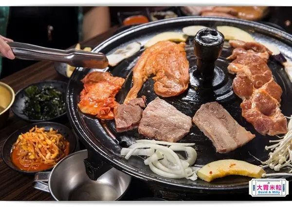 咚豬咚豬韓式烤肉吃到飽 /美食窩客 大胃米粒David & Milly 提供
