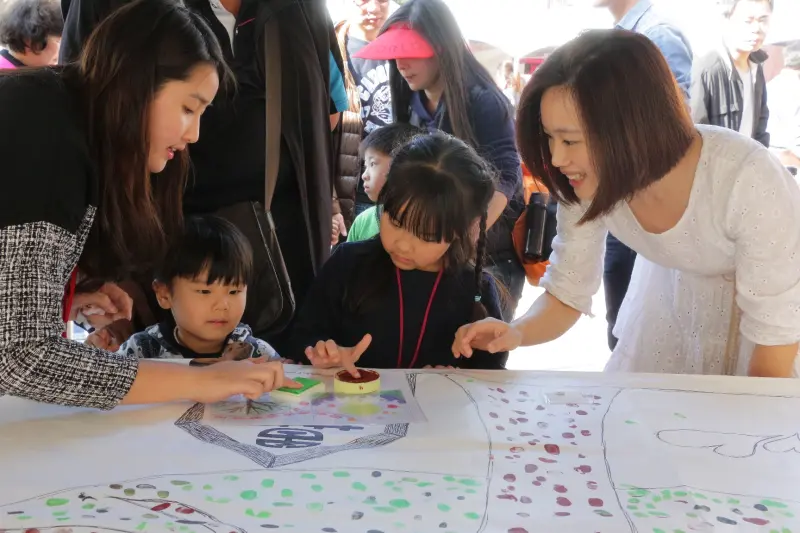 2016新北市平溪天燈節屢獲國際殊榮！情人節特別舉辦愛心指印大募集！