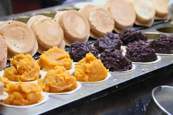 金艋舺紅豆餅 /美食窩客 海綿飽飽 提供